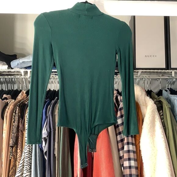 n: philanthropy xs green long sleeve body suite - Picture 2 of 4